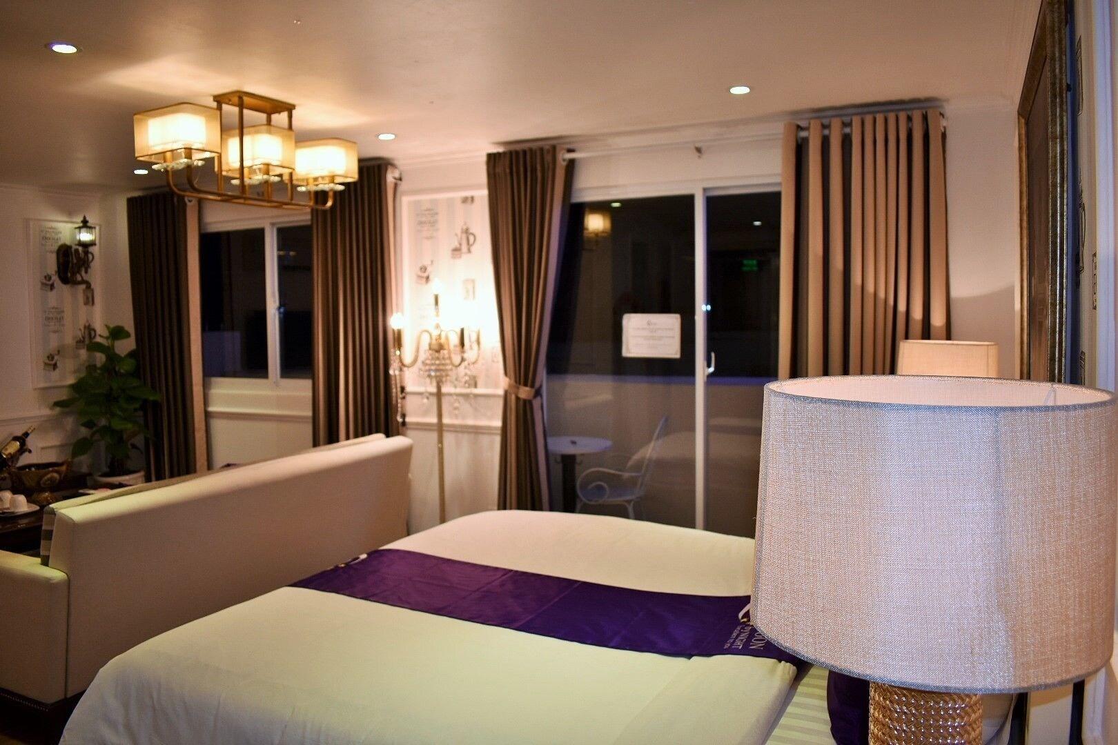 Saigon By Night Luxury Hotel Ho Chi Minh City Exterior photo